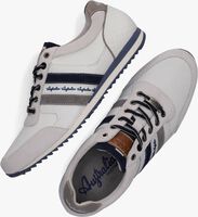 Weiße AUSTRALIAN Sneaker low CAMARO - medium